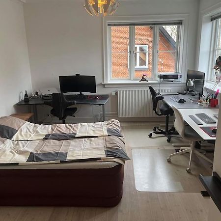 Familievenlig Lejlighed Taet Pa Amager Strand Kodaň Exteriér fotografie